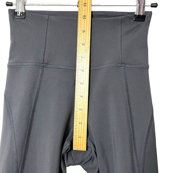 Girlfriend Collective Compressive Leggings Size XS Moon Gray High Rise Crop - Picture 10 of 11